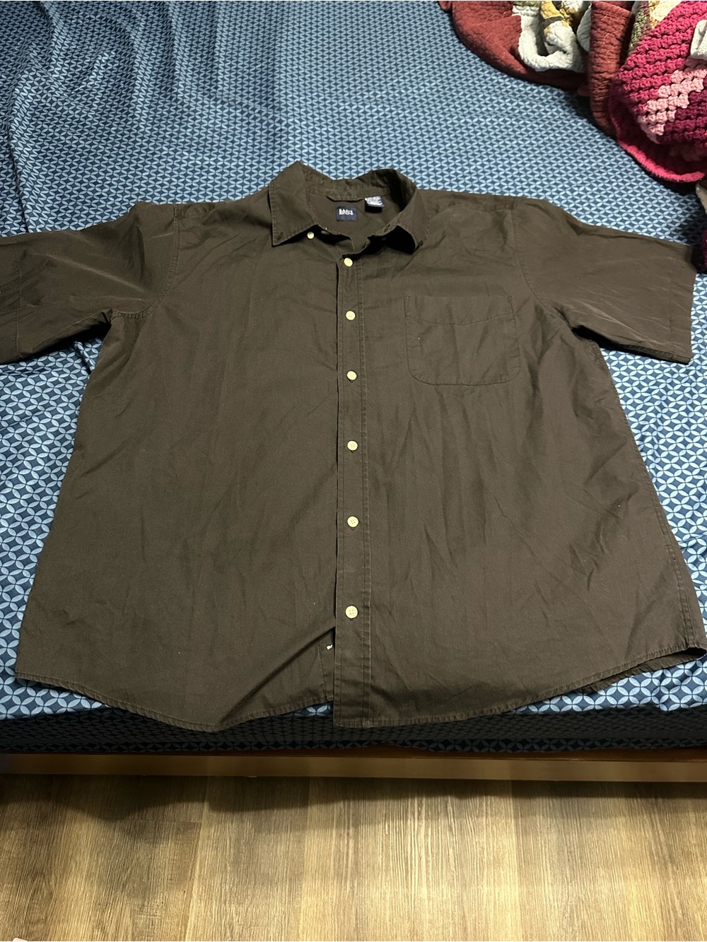 Basic Editions short-sleeve button-down shirt